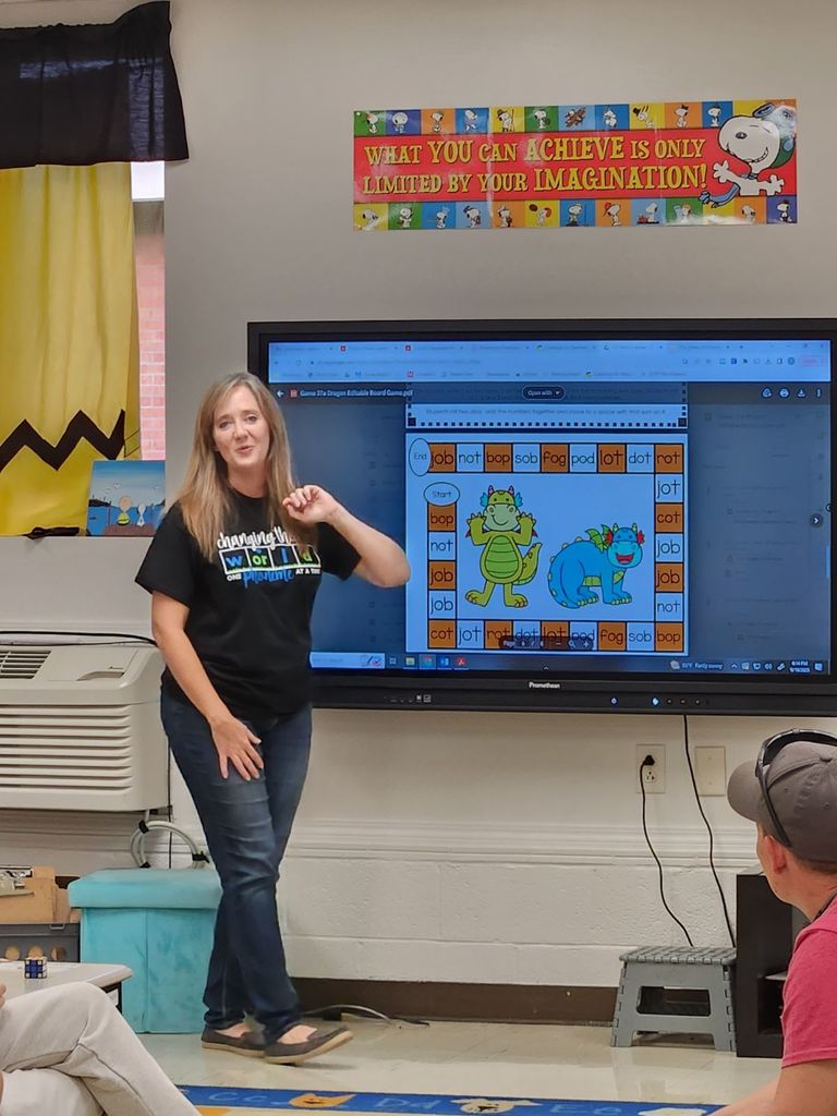 Ms. Wiseman sharing decodable games